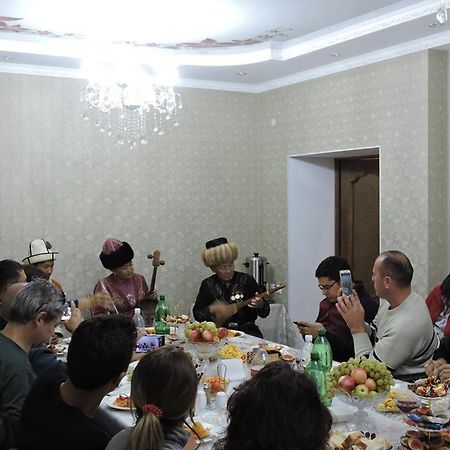 Guest House Ulukbek Bokonbayevo Luaran gambar