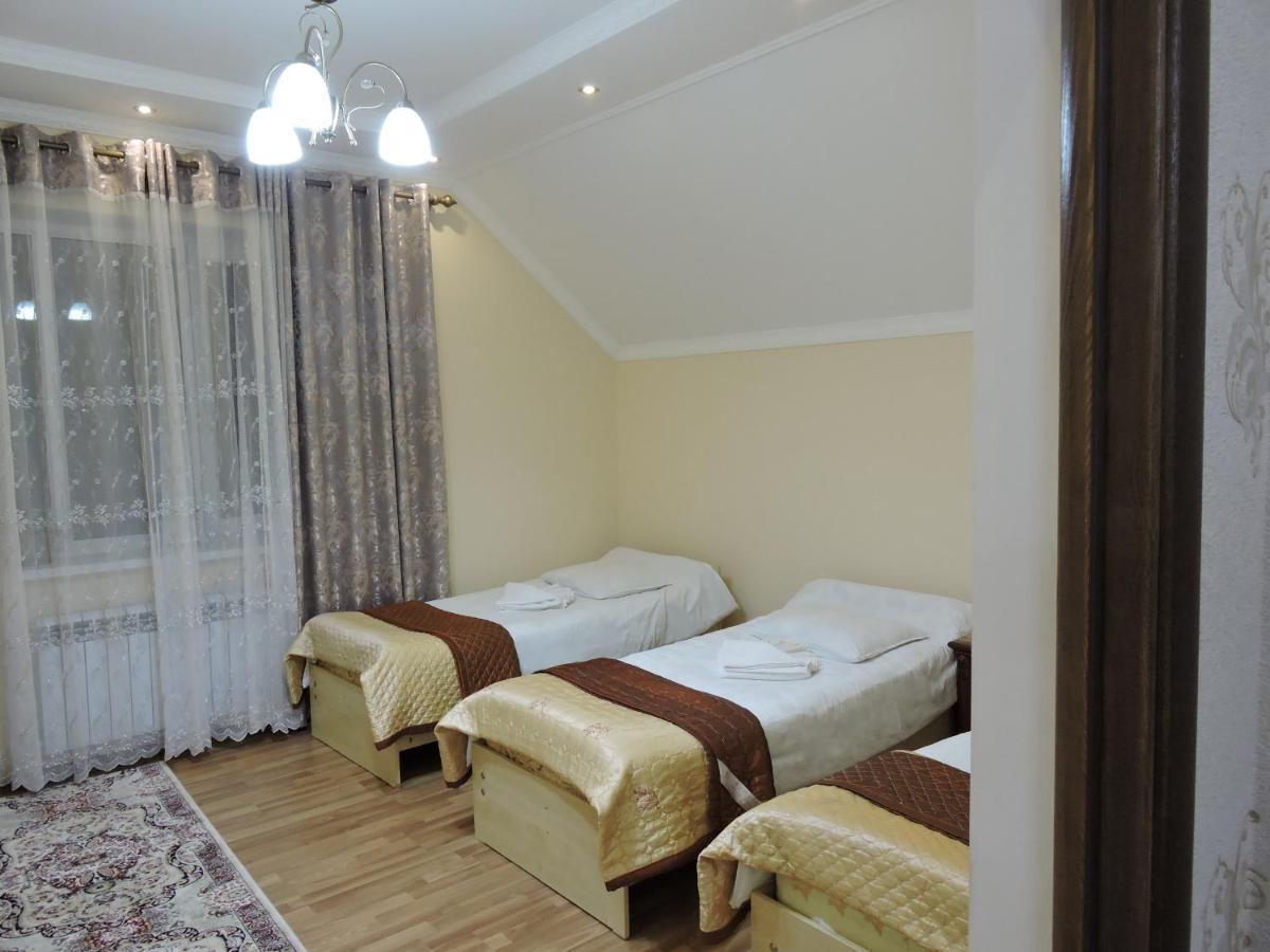 Guest House Ulukbek Bokonbayevo Luaran gambar
