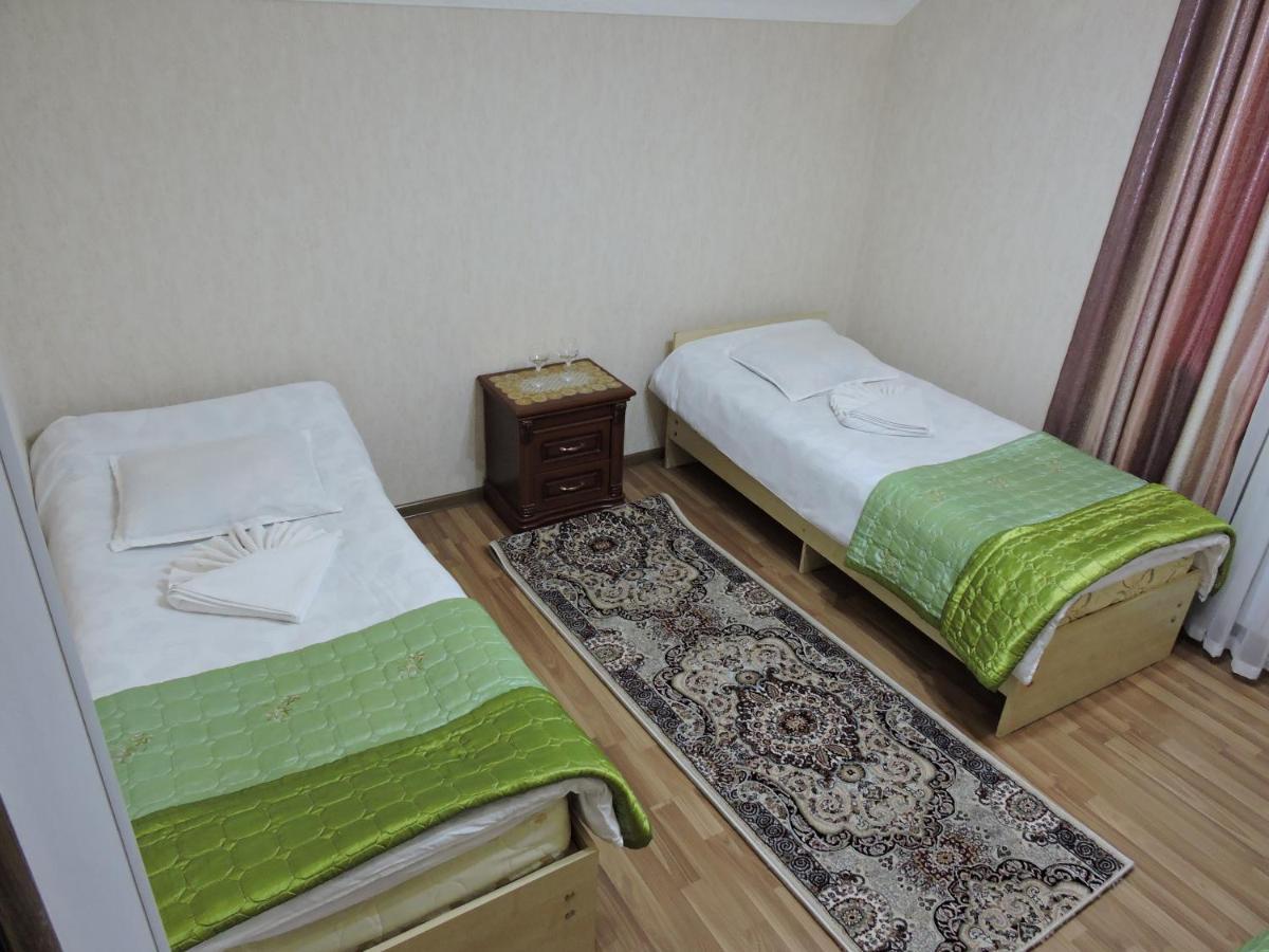 Guest House Ulukbek Bokonbayevo Luaran gambar