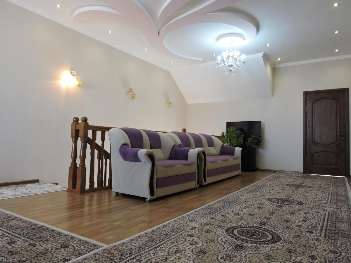 Guest House Ulukbek Bokonbayevo Luaran gambar