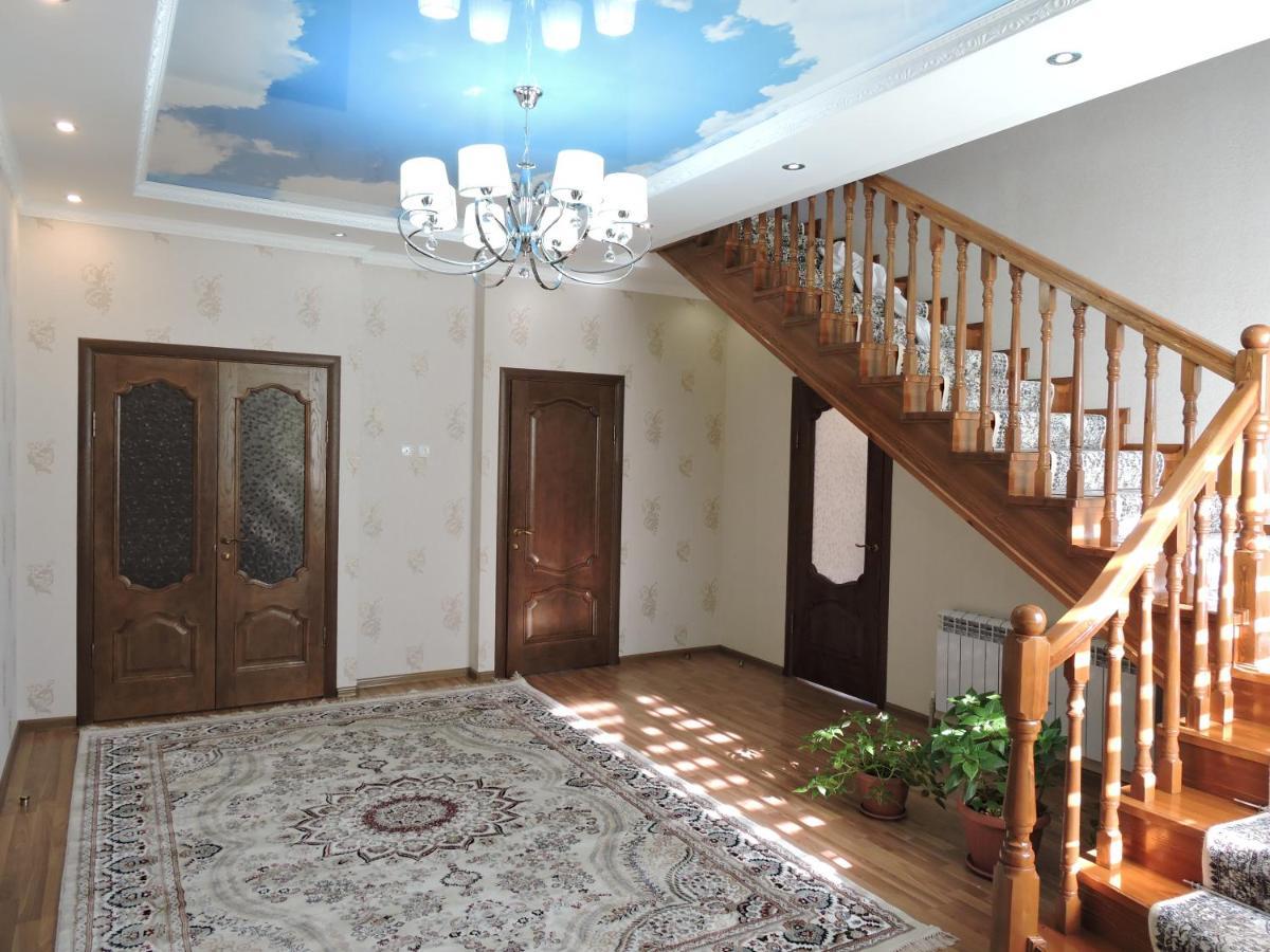 Guest House Ulukbek Bokonbayevo Luaran gambar